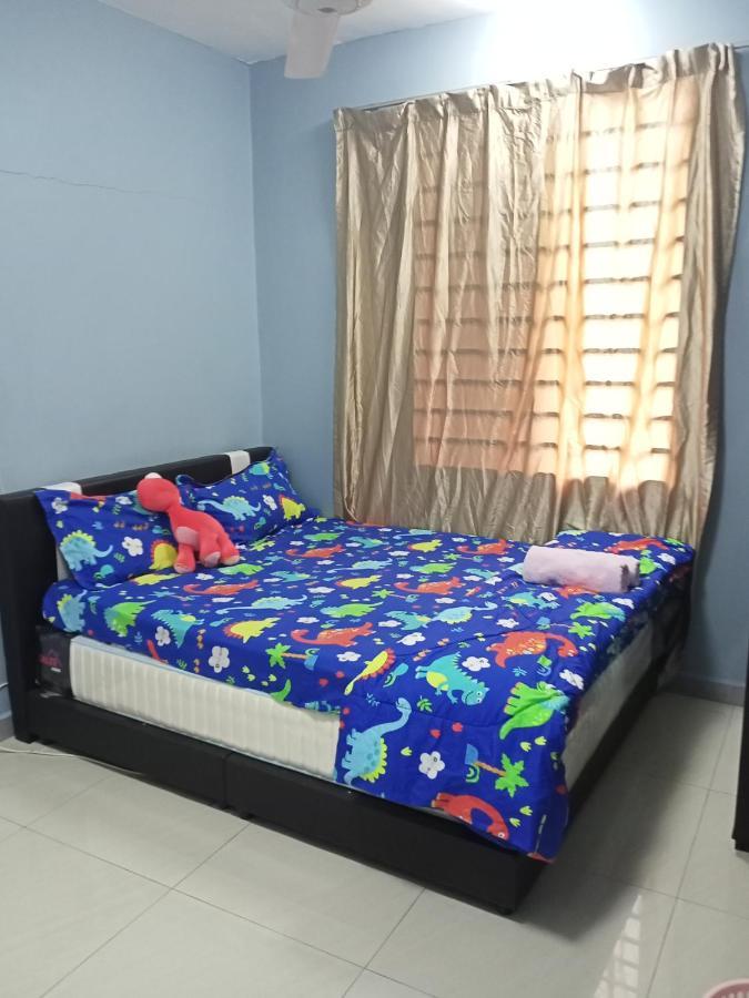 Holiday Home Bagan Lalang 5 Aircon Кампонг-Баган-Лаланг Экстерьер фото