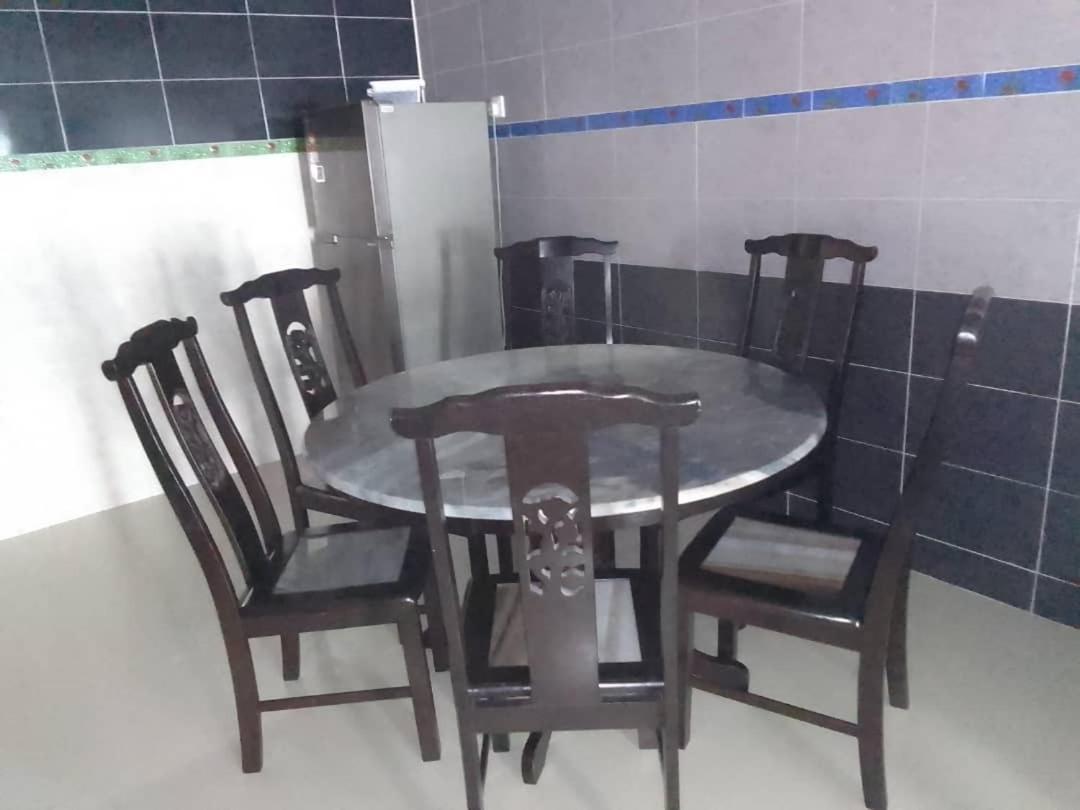 Holiday Home Bagan Lalang 5 Aircon Кампонг-Баган-Лаланг Экстерьер фото